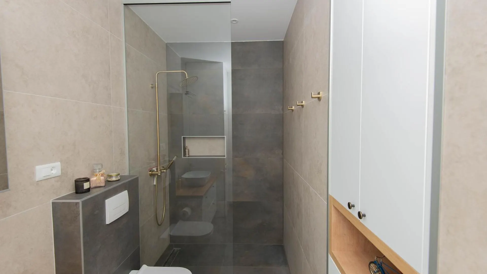 Paolo Apartment, Parking, Terrace, Netflix Zadar Croatia